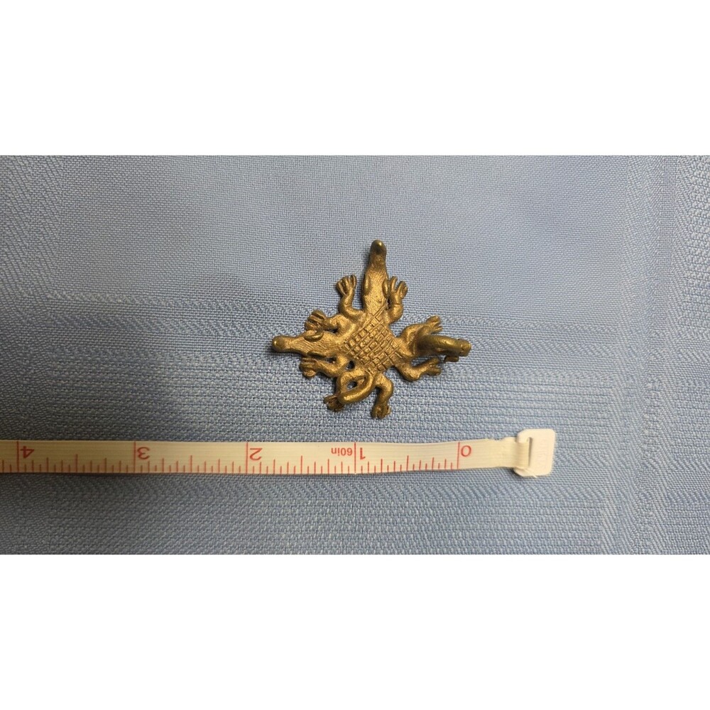 AVintage Brass Alligator Crocodile Brooch Pin Figural Reptile Gold Tone 2"